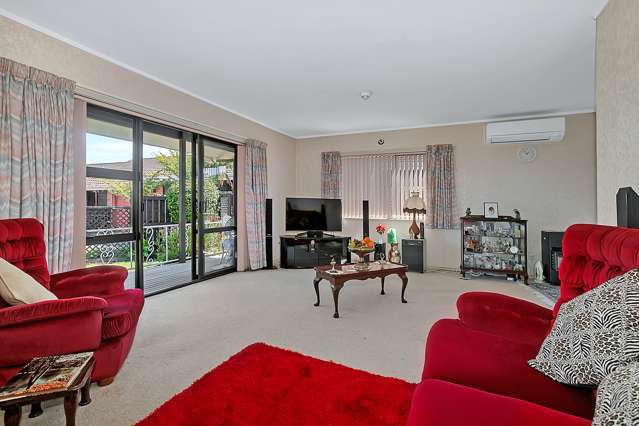 2/55 Alberta Street Point Chevalier_1