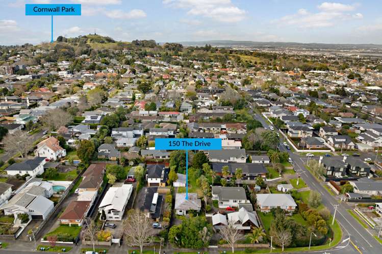 150 The Drive Epsom_14