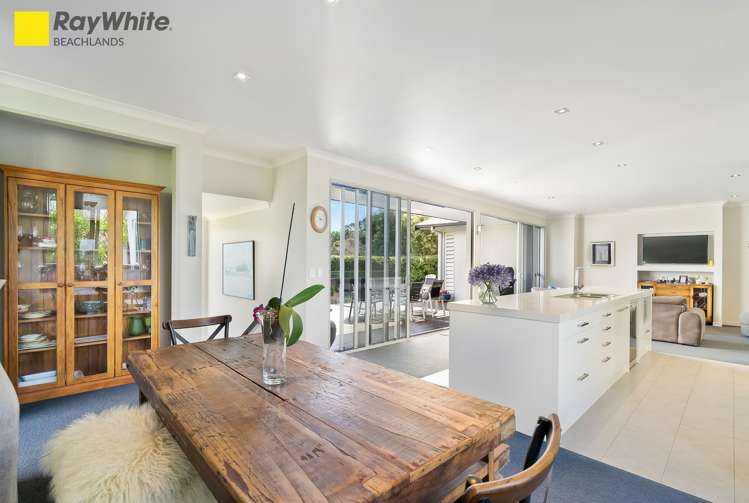 24 Toomer Place Beachlands_16