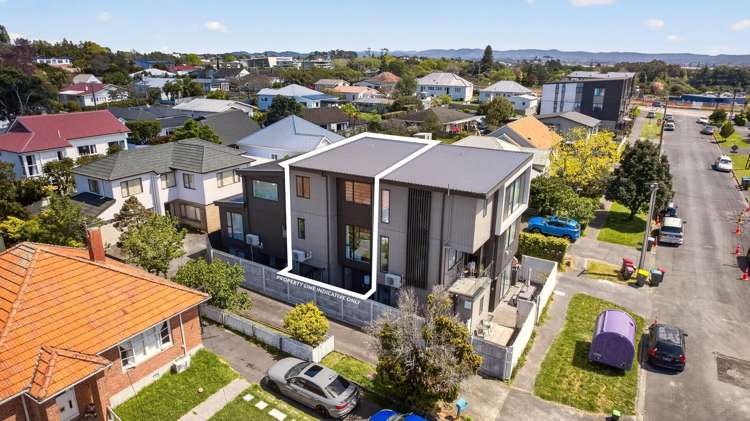 2/15 Tasman Avenue Mount Albert_19