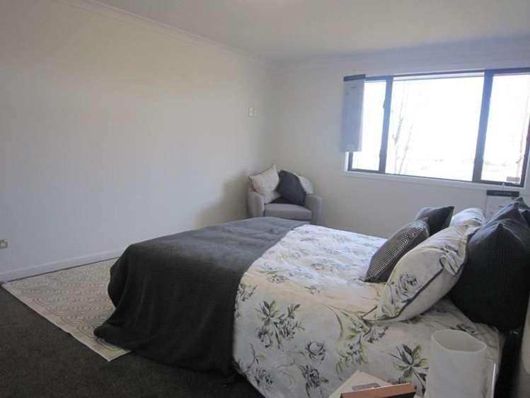 2 Lochern Rise Marchwiel_17