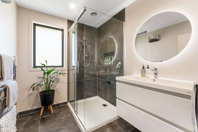 90 Main South Road Green Island_16