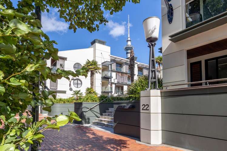 GC/22 Pakenham Street East Auckland Central_12