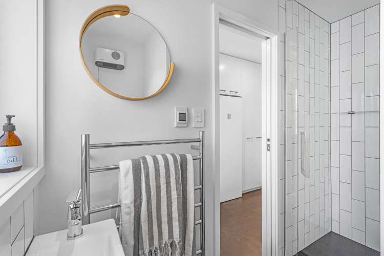 519 Avonhead Road Avonhead_13