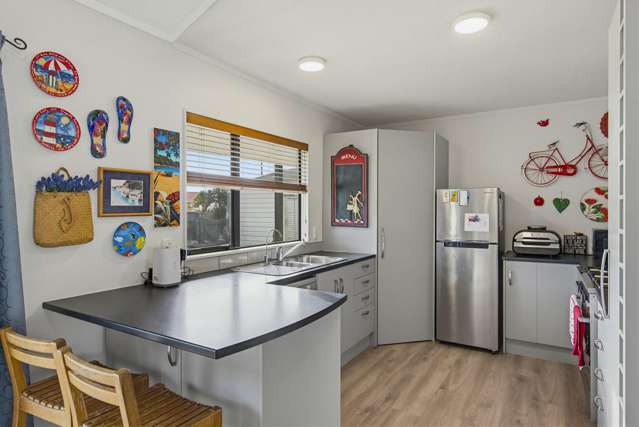 29 Matakane Street Waitarere Beach_2