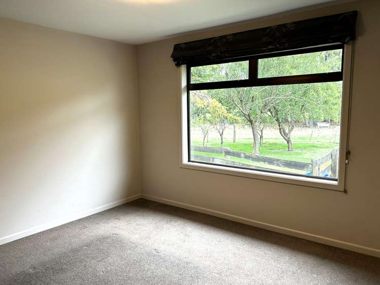 986 Selwyn Road Burnham_16