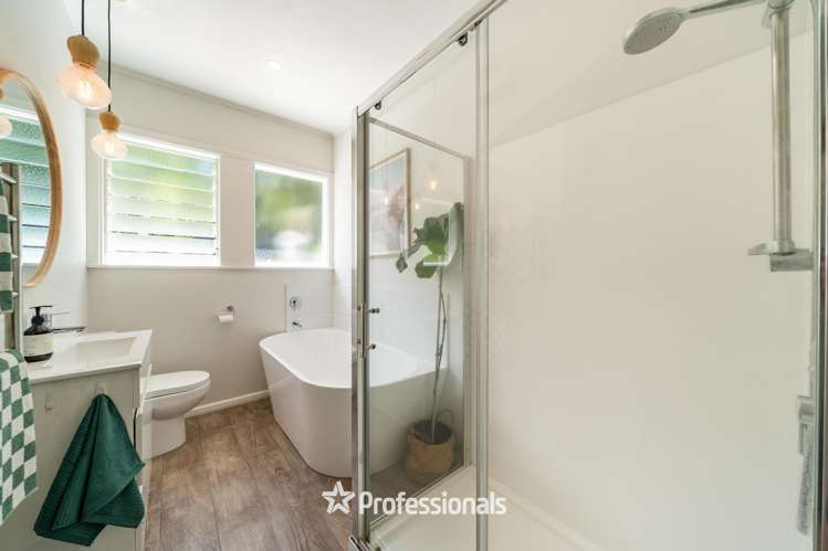 132 Cheviot Road Lowry Bay_16