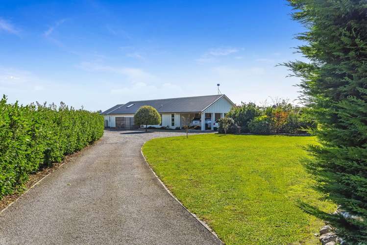 1037 State Highway 1 Te Horo_1