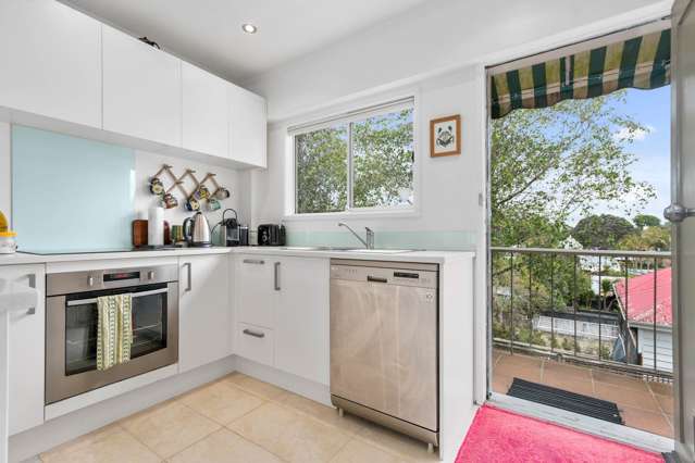 6/22 Wynyard Road Mount Eden_1