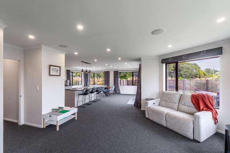 33 Marama Avenue South Otatara_6