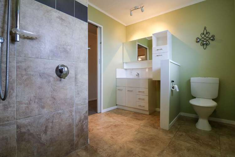 39 Knorp Street Halcombe_6