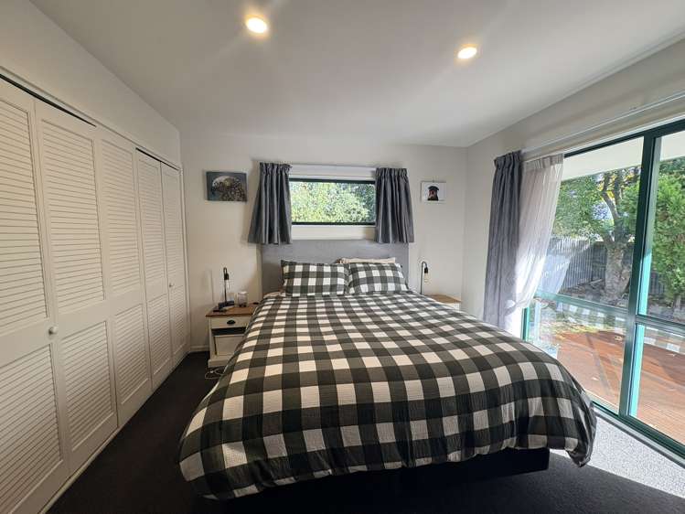 19A Kaplan Avenue Islington_9