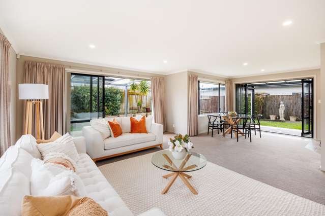 7 Lorenzo Place Kelvin Grove_1