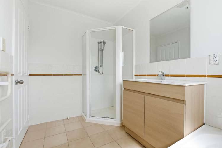 268C Wairau Road Glenfield_12