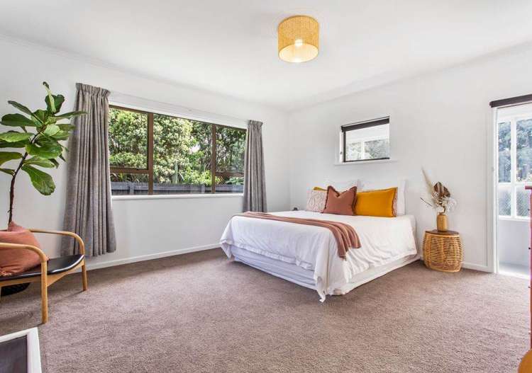 22 Crawford Avenue Mangere Bridge_12