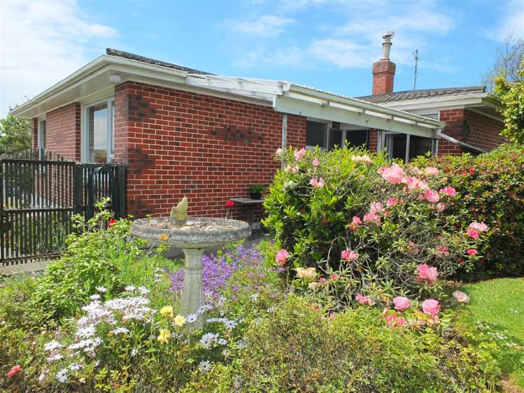 2a Eversley Street Waimataitai_15