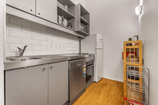 408/105 Queen Street 10015_4