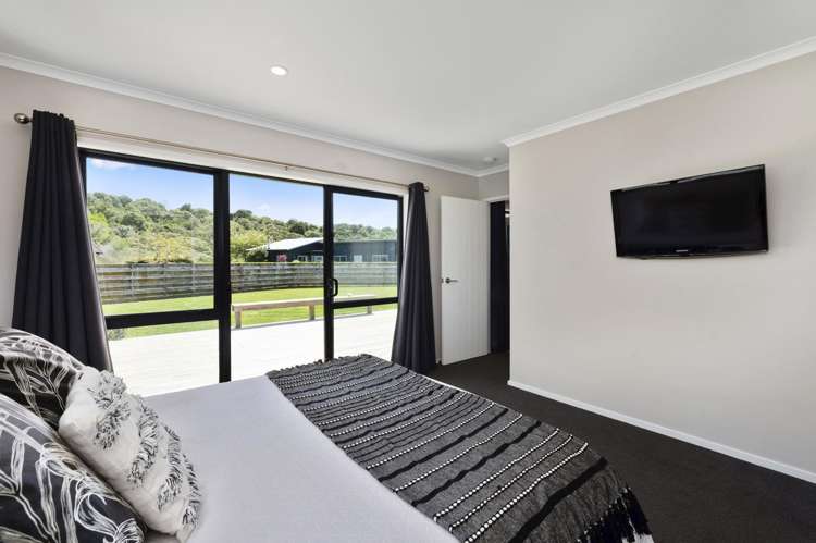 27 Pukeko Way Kinloch_13