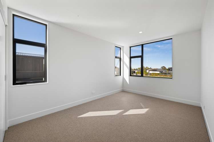 25 Blackmore Place Springlands_13