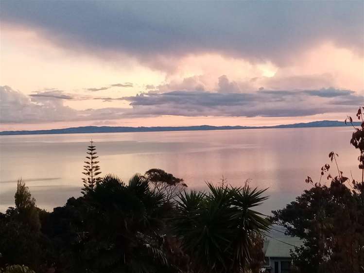 23 Otuturu Crescent Thames_13