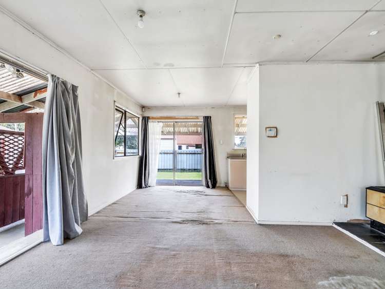 5 Kouma Place Fairy Springs_9