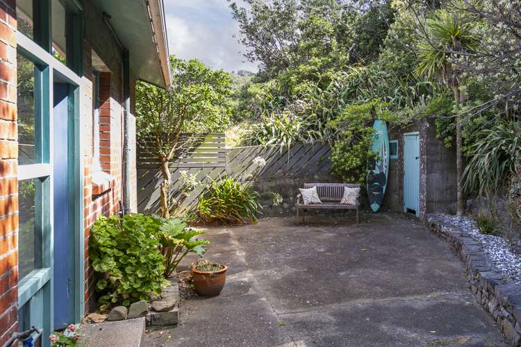 38 Owhiro Bay Parade Owhiro Bay_14