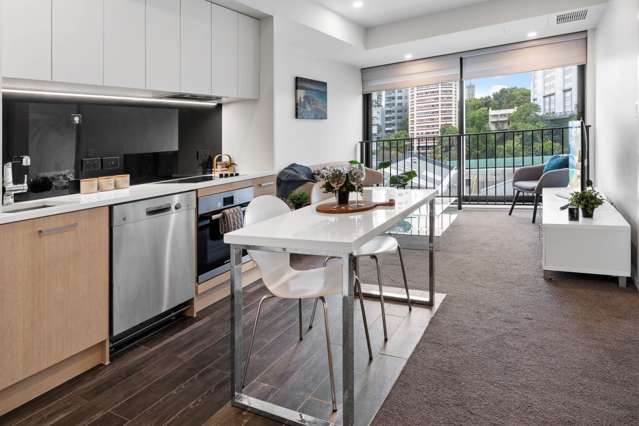 708/70 Anzac Avenue City Centre_3