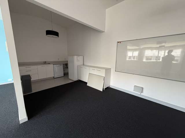 2-12 Allen Street Te Aro_4