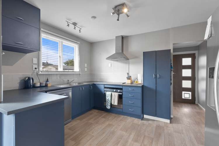 25 Aurora Street Hei Hei_1