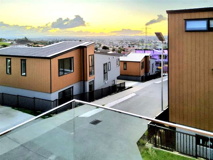 8 Timo Way Flat Bush_15