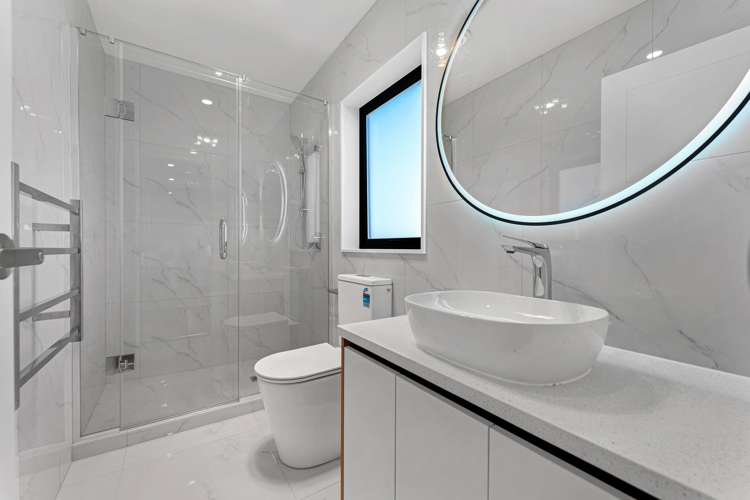 36 Christella Street Flat Bush_23