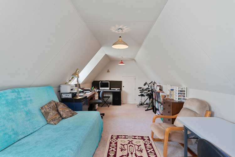 53 Bangor Road Darfield_18