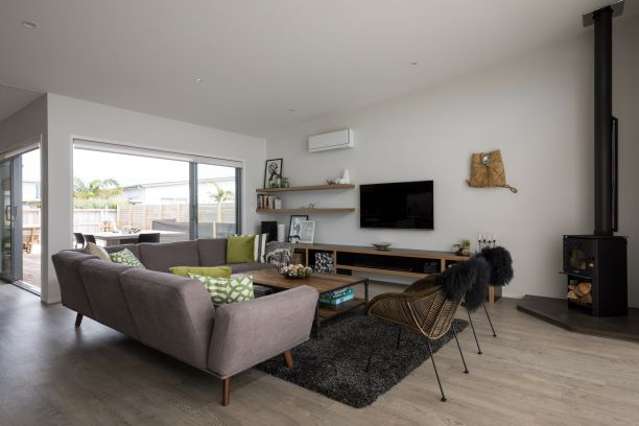 1 Whakatuora Road Papakura_4