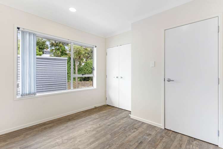 1/1 Takapu Street Henderson_10