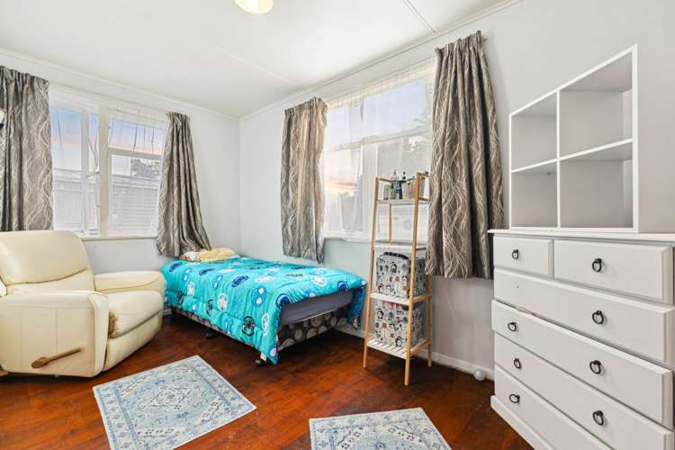 17 Alexander Crescent Otara_8