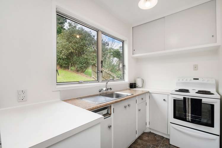 16b Memorial Drive Parahaki_7