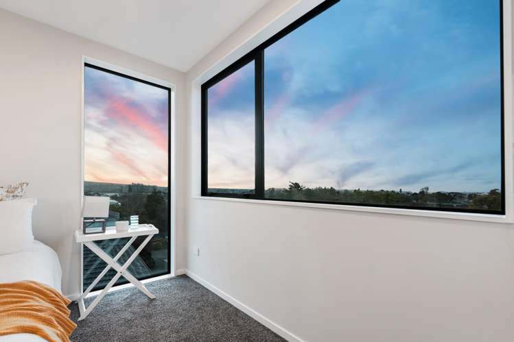 4202E Great North Road Glendene_17