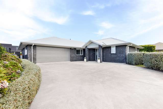 Bring Your Offers! Double Glazed, Ducted Heating