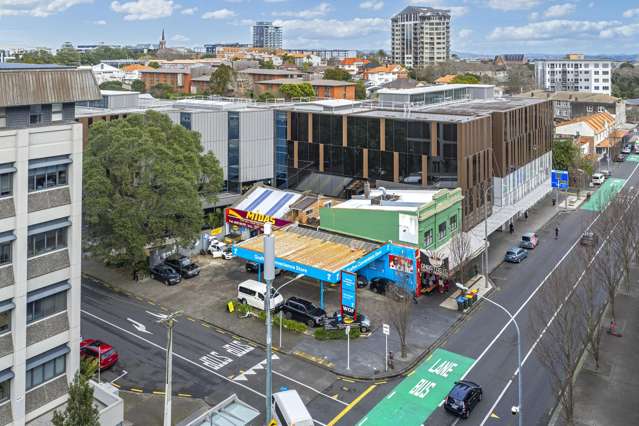 Prime development site opposite Auckland Hospital