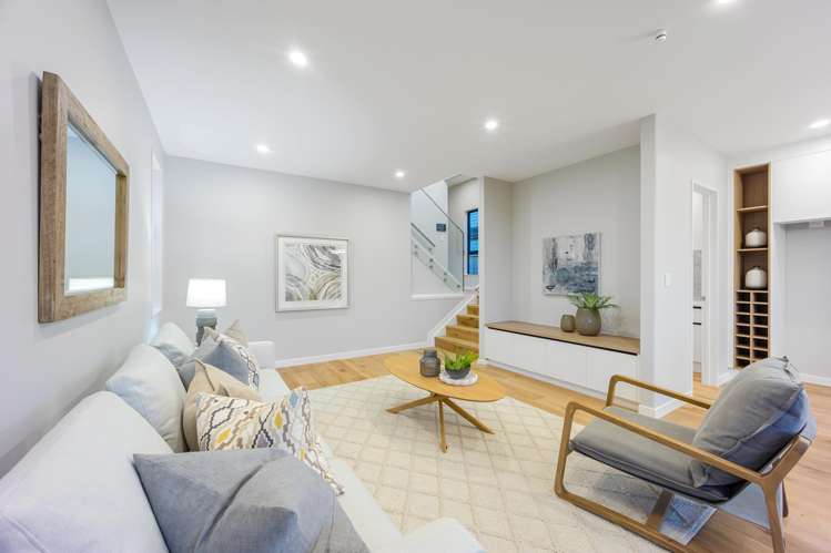 7 Makumaku Place Long Bay_8