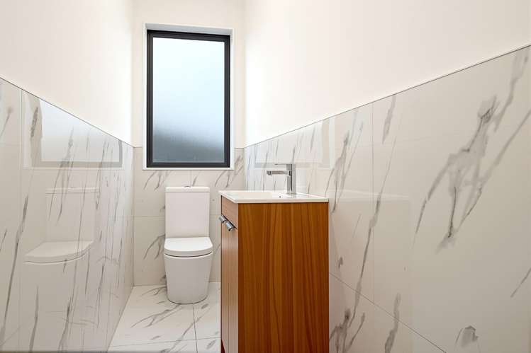 32 McWhirters Farm Lane Massey_17