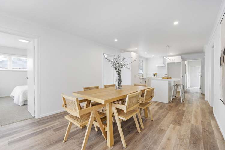 44 Egmont Road Waiwhakaiho_8