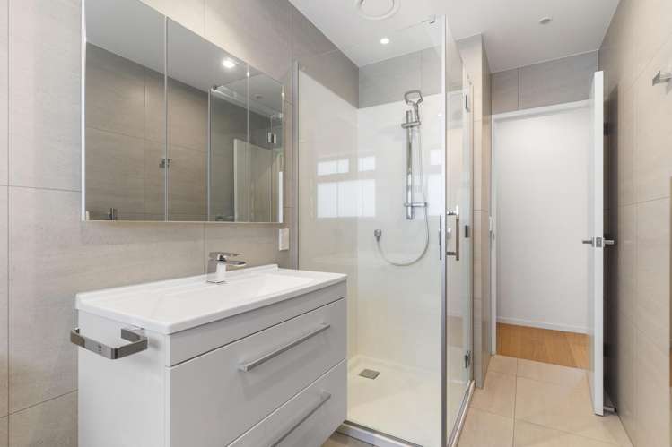 2/15 Cornwall Park Avenue Epsom_14