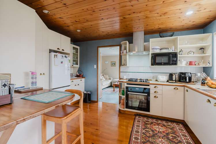 18b Ridgeway Place Glenview_6