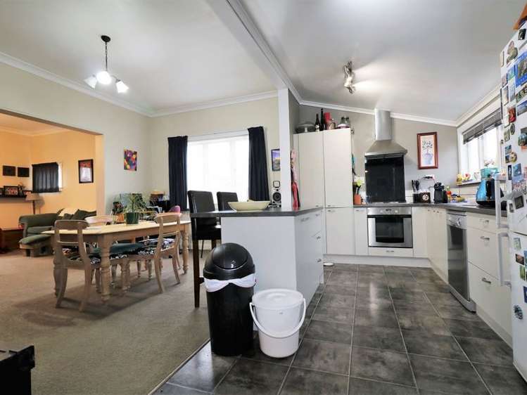 4 Garrison Street Carterton_4