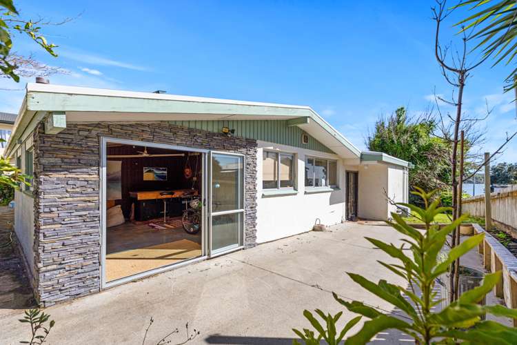 220 Welcome Bay Road Welcome Bay_22