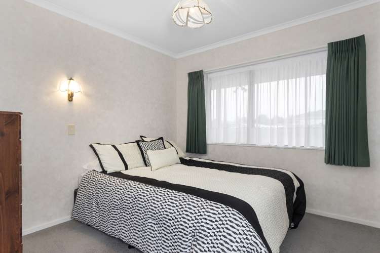 72 Thames Road Paeroa_13