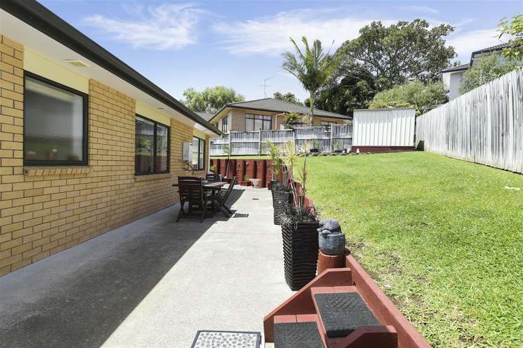 16 Leafield Crescent Henderson_17