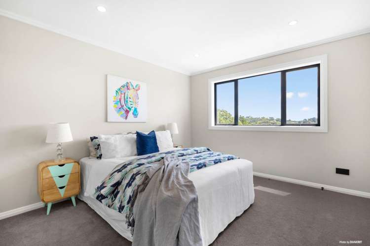 1 Taku Close Long Bay_17