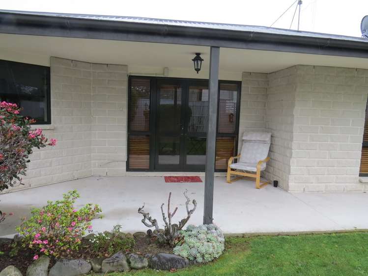 28b Cedar Crescent Feilding_24